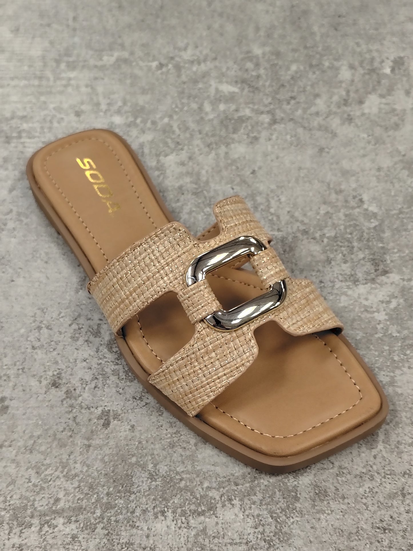 Sandal-Feng