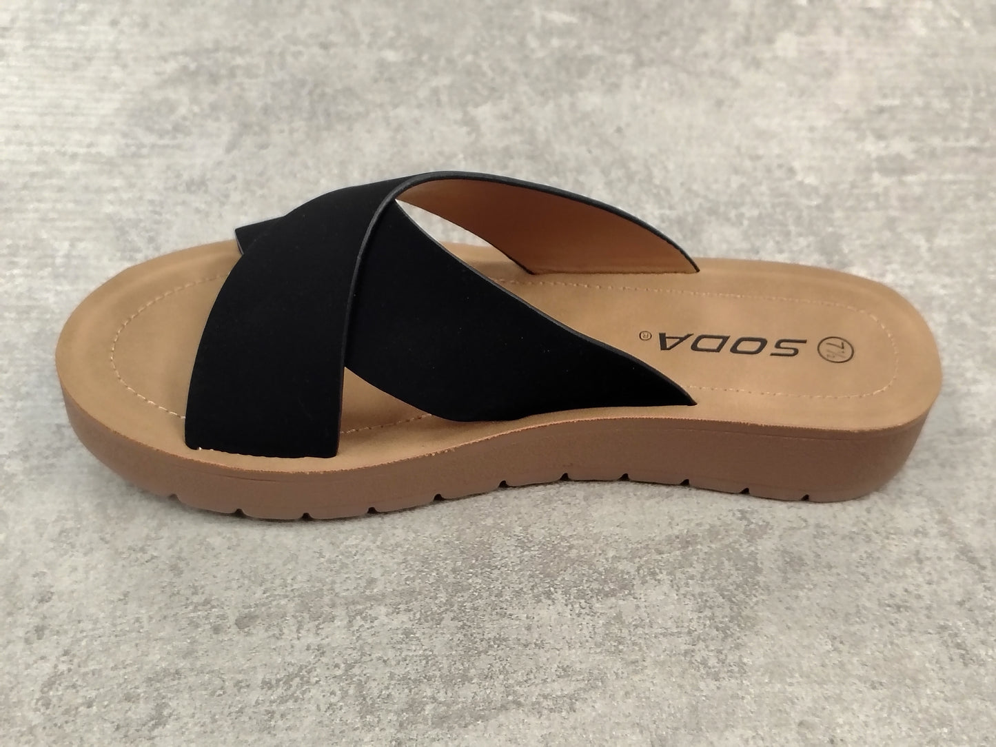 Ludo Black Sandal