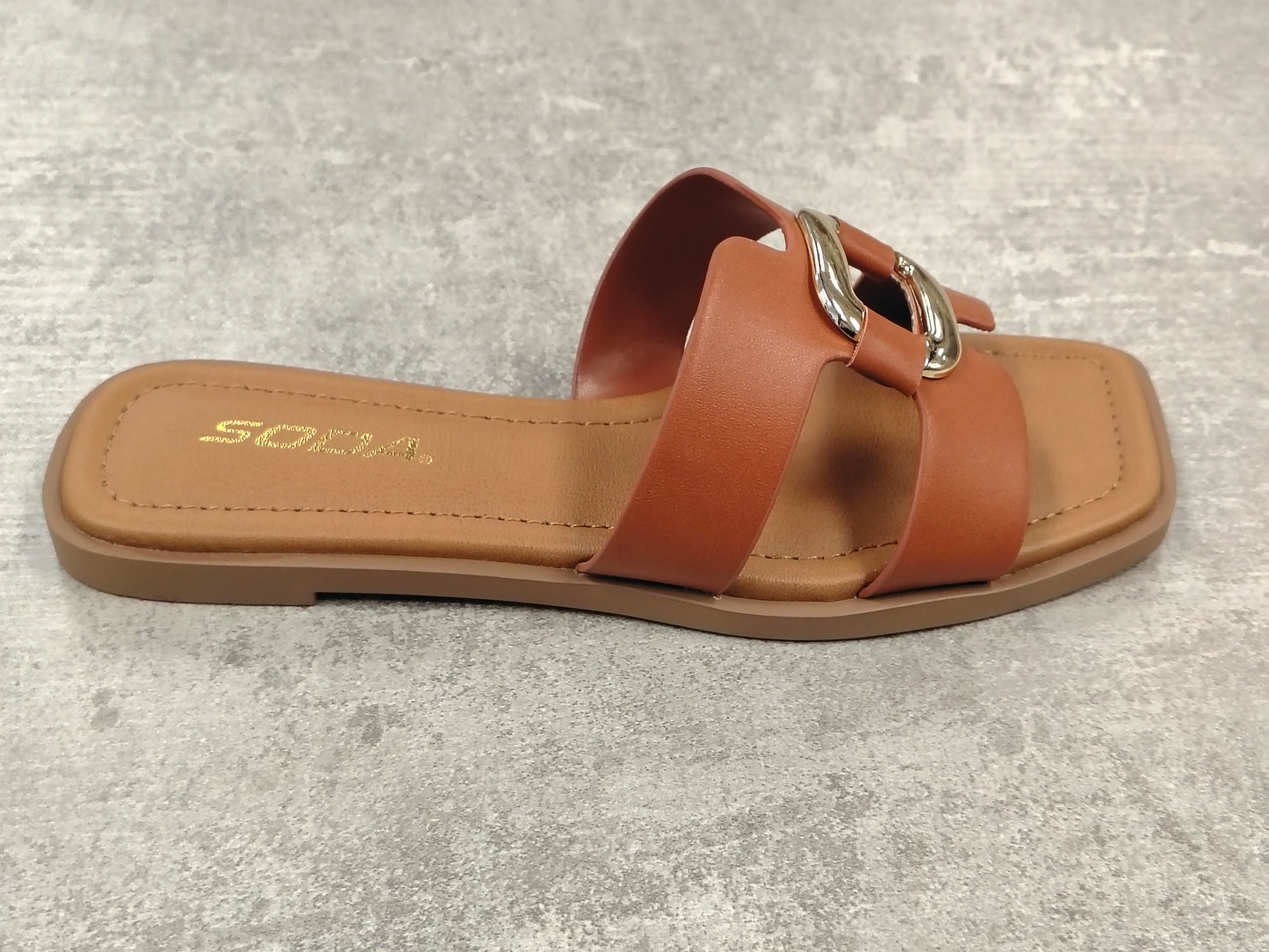 Sandal-Feng